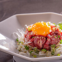 和牛ユッケ
