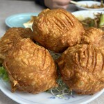 手打ちらーめん　与三郎 - とり唐揚げ