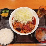 Gatsumeshi Tonteki Shokudou Koroton - コロトン定食（中）