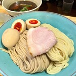 いかれたヌードル フィッシュトンズ - あいもり木桶醤油つけ麺