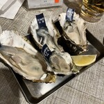 THE OYSTER MANS - 