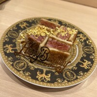 奥 - 