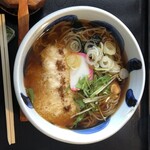 手打そば・天ぷら いいだや - とろろ蕎麦　七味もよく合う