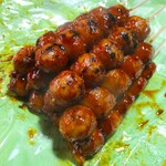 五王製菓 - みたらし団子 1本 30円（税込）。