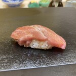 兄弟寿し - トロの漬け！