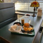 ラッキーピエロ ベイエリア本店 - 