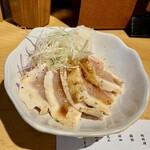 焼鳥 神保町とり瑛 - 鶏むね肉の炙りたたき