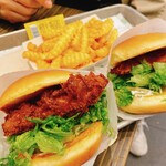 SHAKE SHACK - 