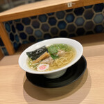 すごい煮干ラーメン 野毛 すし 釣りきん - 