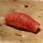 鮨 鴉巣 - 中トロ。