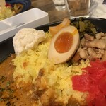 カリガリ 秋葉原 - アキバ盛りカレー２