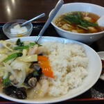中華料理 華景園 - エビ丼とワンタンセット
