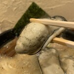 Oo Hashi - 「牡蠣味噌らーめん」の牡蠣