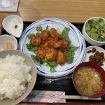 キッチン ひまわり - 料理写真:週替わりランチ（エビチリ）
