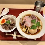 Moe Yo Mensuke - 味玉紀州鴨そばと炙りチャーシュー丼