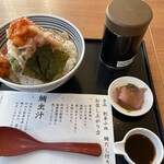 日本橋海鮮丼 つじ半 ららぽーと立川立飛店 - 