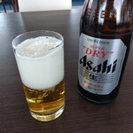 アコーディア・ゴルフ 空港ゴルフコース 成田 レストラン - 瓶ビールはアサヒスーパードライ。