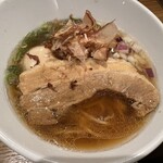 鶏と鮪節 麺屋勝時 - 