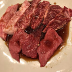 焼肉・冷麺 中道 - ランチセットのお肉(カルビ、ハラミ、ロース)