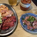 レトロ焼肉たろう食堂 - 