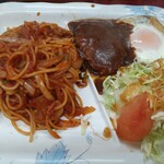 Ciel - ナポリタンスパゲッティセット(ハンバーグ、目玉焼き付)