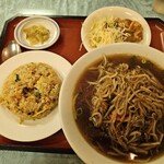 Yuuraiken - スペシャルもやしラーメン定食