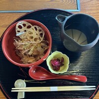 猪之鼻庭 - カフェタイムのお茶漬け。