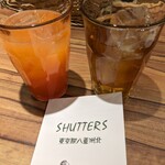 SHUTTERS - カンパリオレンジ　ウーロン茶