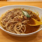 武蔵野 伝統の味 涼太郎 - うどんの下に汁がいっぱい。