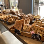 BREAD LAND NACHURU - 平日13時過ぎ ②