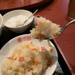 慶珍楼 - 半チャーハン