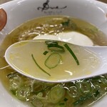 ラーメン ドゥエ エド ジャパン - 透き通った塩スープ