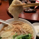 慶珍楼 - ワンタン麺のワンタン
