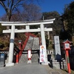 蕎遊庵 - （2014年1月）織姫神社の参道から・・