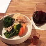 古来種と季節の野菜のお浸し＋赤ワイン