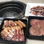 焼肉じゅうじゅうカルビ 桂南店 - 