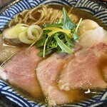 Menno Michi Awo Niyoshi - 特選鶏醤油ラーメン　松