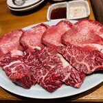 炭火焼肉ホルモンさわいし - 