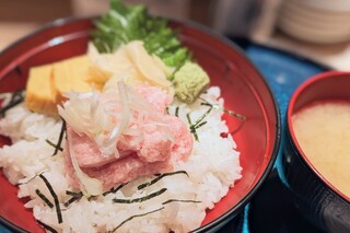 まぐろ一代 - ねぎとろ丼。