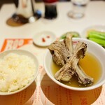 バクテー専門店 BOO BOO BAKKUTTEH - 