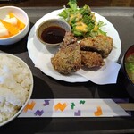 隠れ家 どん亭 - はまち唐揚げ定食