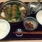 Jummeishu Toyakitori Motsunabe No Omiseogin - もつ鍋ランチ膳