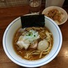 Mendokoro Bigiya - 醤油ラーメン味玉入り¥1,000と本日のご飯¥150(鶏そぼろ)