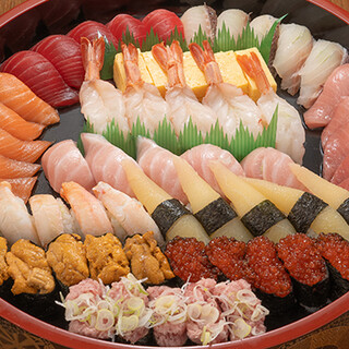 手握壽司的外賣人氣第一“極品”◆極盡奢華的食材一應俱全