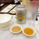 Kam's Roast Goose - ビールとタレ