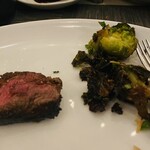 Stripsteak Waikiki - 