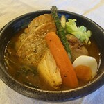 [春季限定]咖喱汤配松软鸡肉丸和春菜梅酱