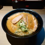 さっぽろラーメン 桑名 - 味噌チャーシュー、1,330円。