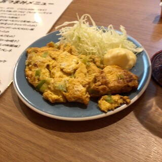 コーヒーと軽食のある喫茶店_1