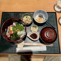 お料理 とみやま - 本日の海鮮丼御膳